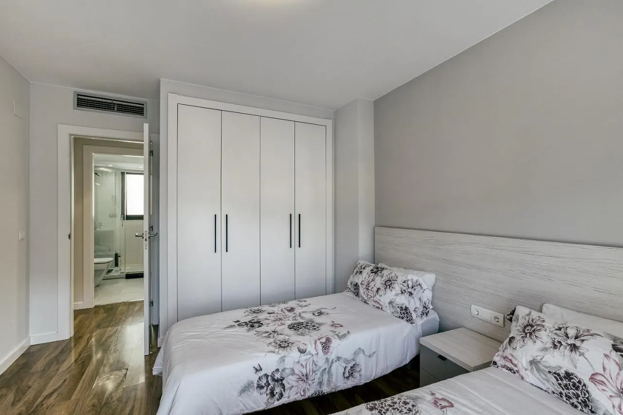 Apartament Duplex Dali Figueres  0*, Figueres (Girona) Hiszpania
