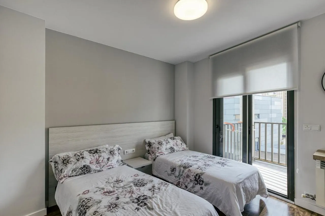 Apartament Duplex Dali Figueres  0*, Figueres (Girona) Hiszpania